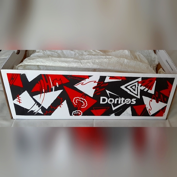 Vans X Lays Classic Slip-On - Picture 11 of 13